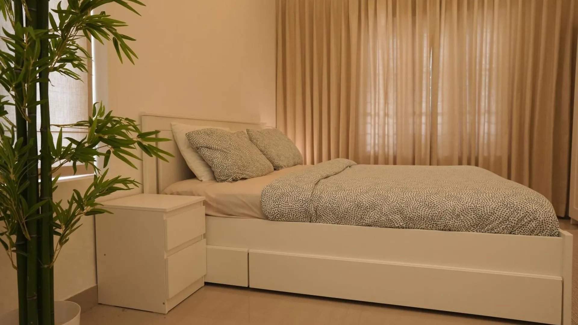 Opel Homes - Family Retreat Near Airport Nedumbassery Homestay