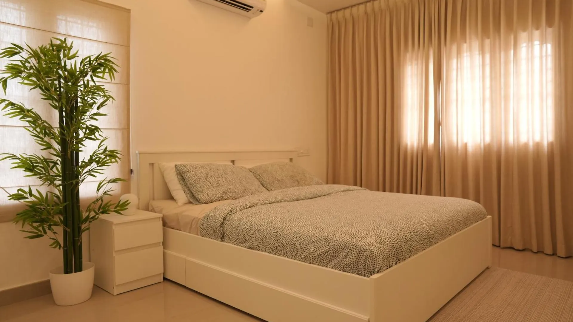 Homestay Opel Homes - Family Retreat Near Airport Nedumbassery India